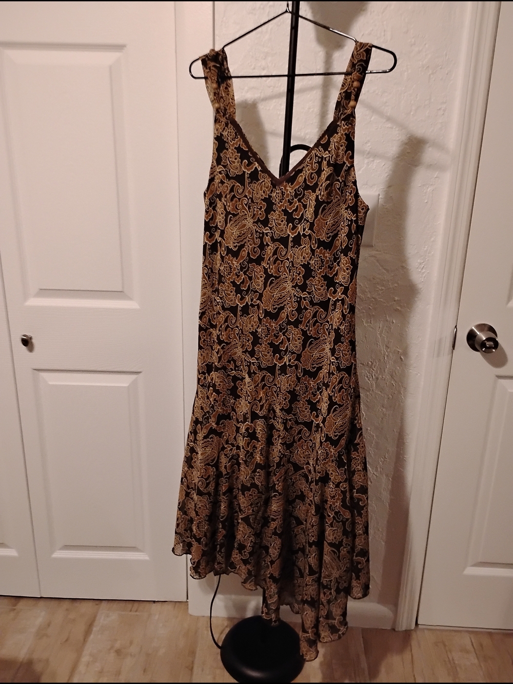 R&M Richards Black & Gold Paisley Maxi Dress Size 14